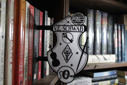 *MTO* V.E. Schwab Author Bookshelf Tab