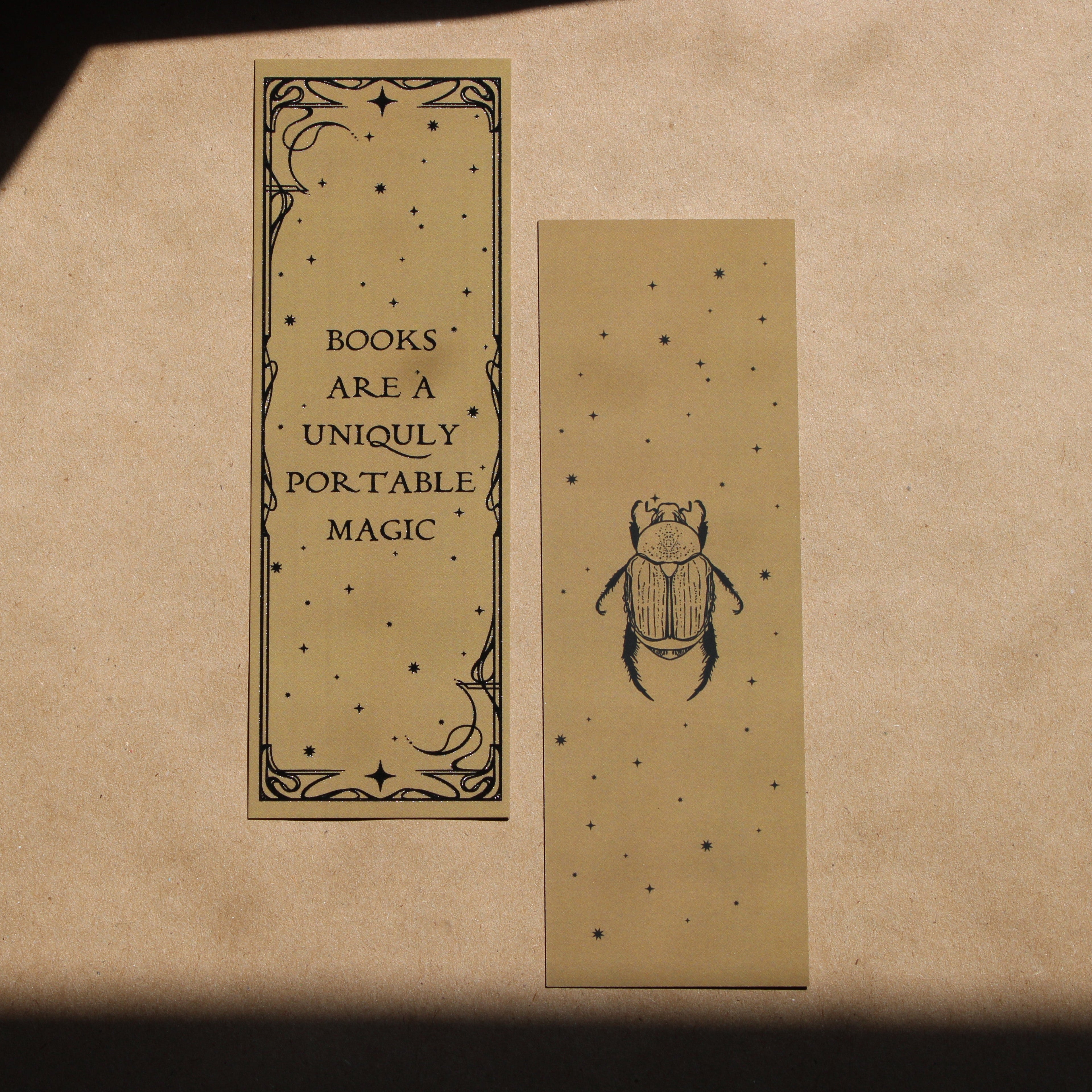 Nouveau Bookmark Set