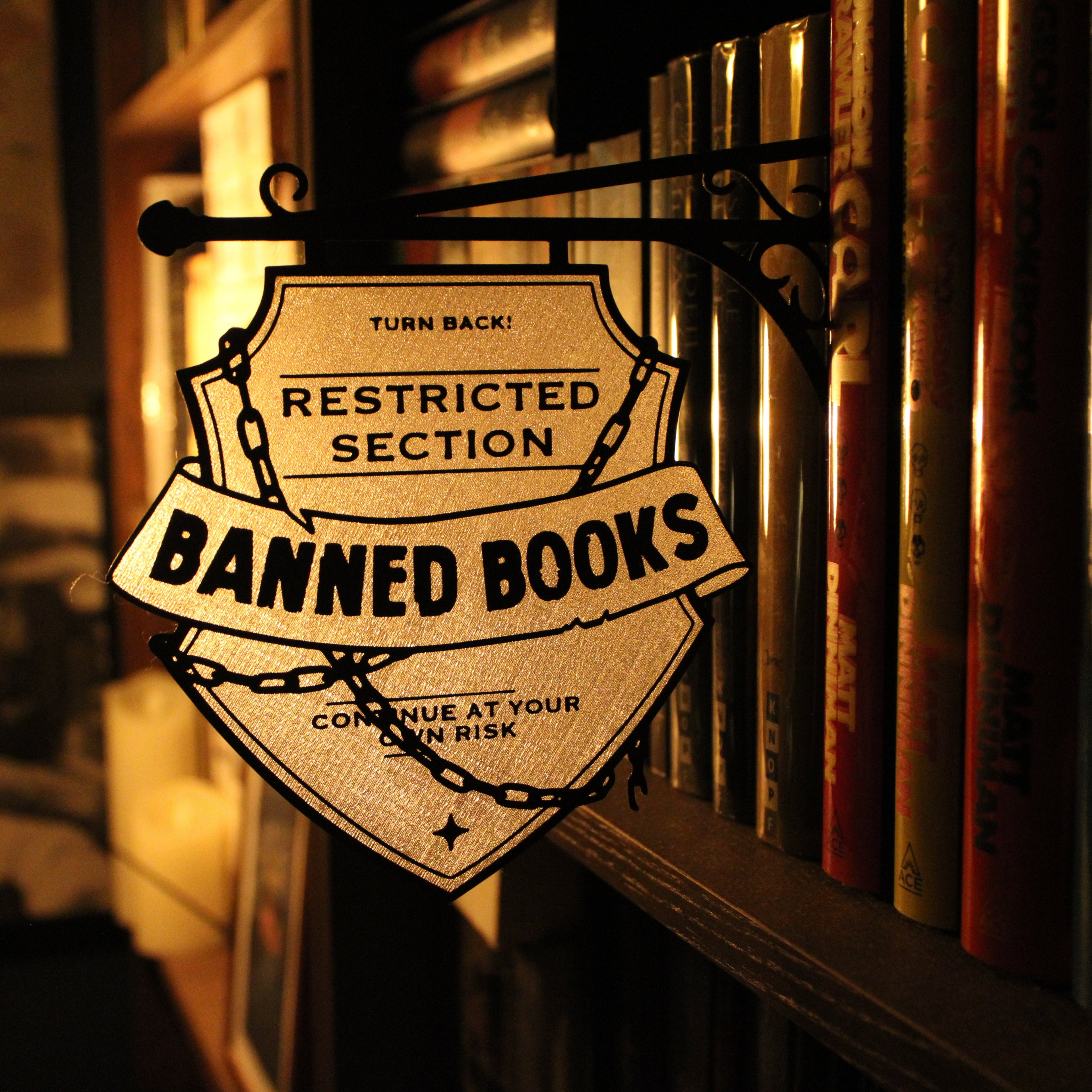 *MTO* Banned Books/ Restricted Section Bookshelf Tab